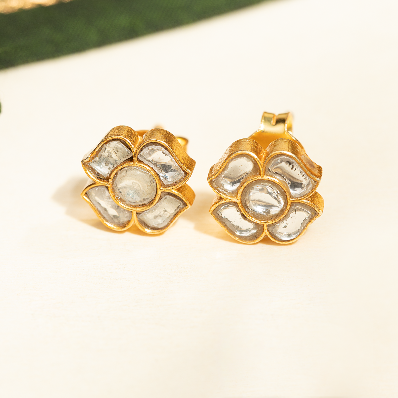 Shweta Pushpam Studs