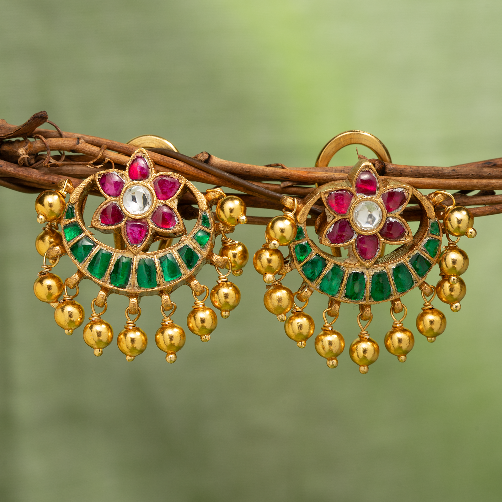 Mayil Thogai Studs