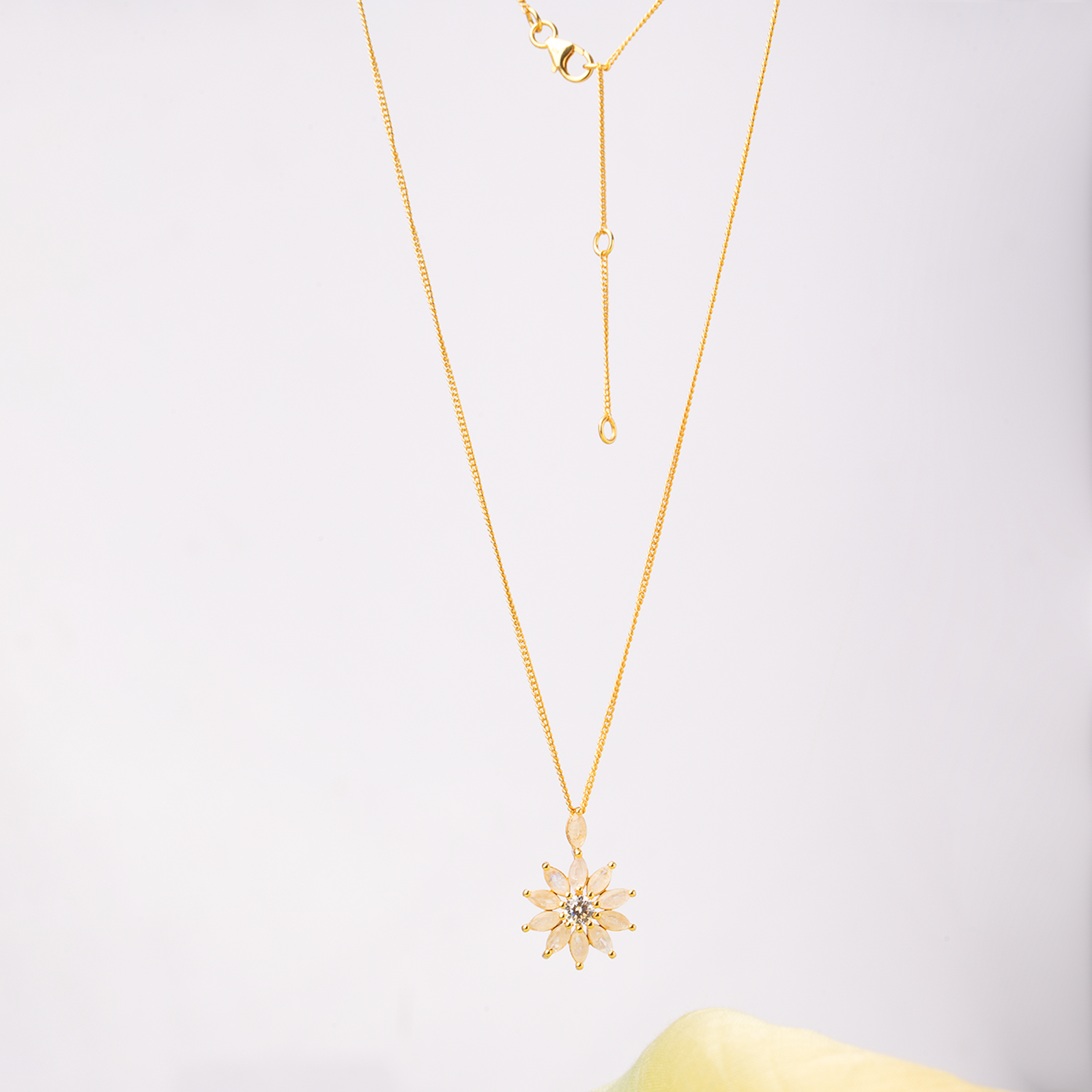 Astra Petale Necklace