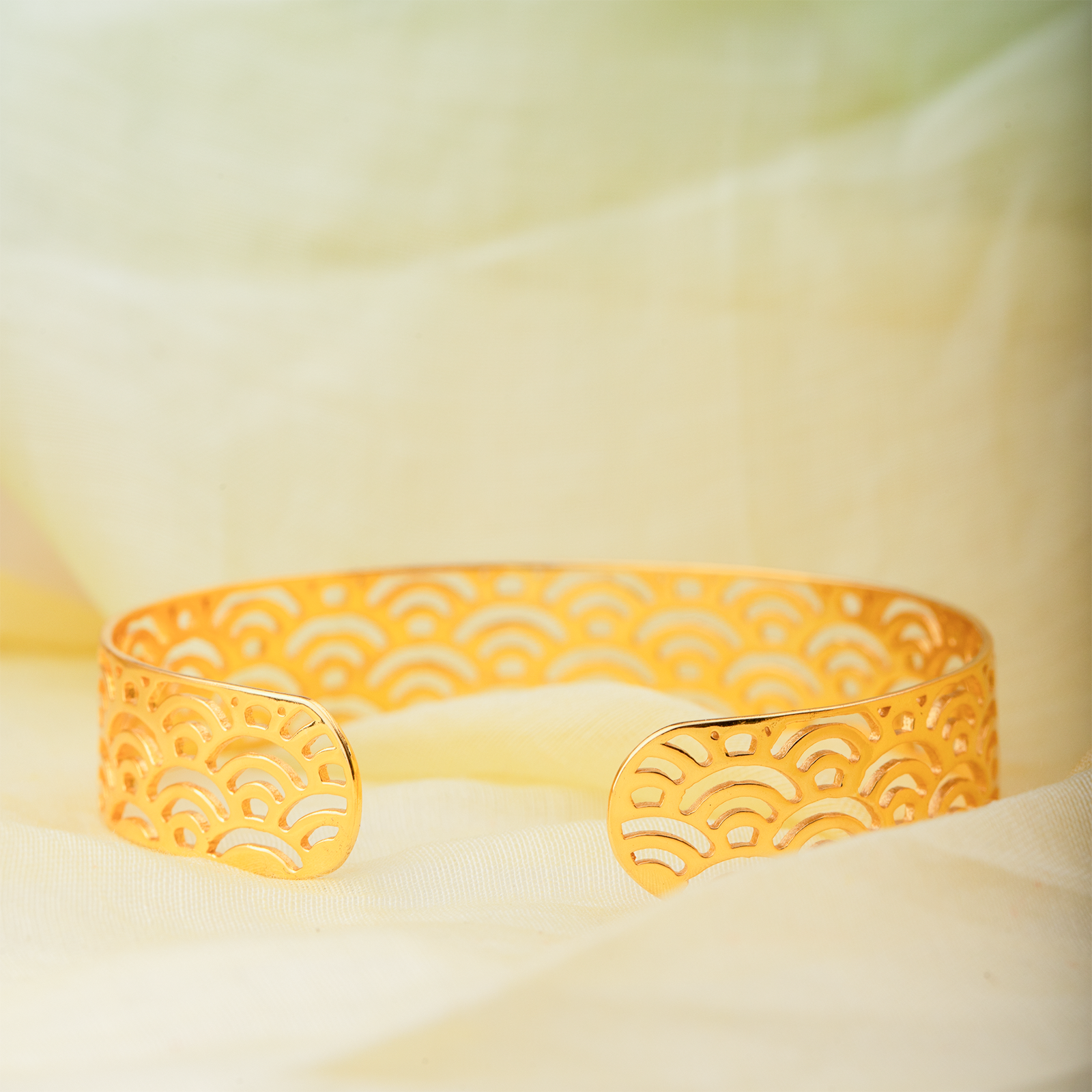 Aurelia Wave Cuff