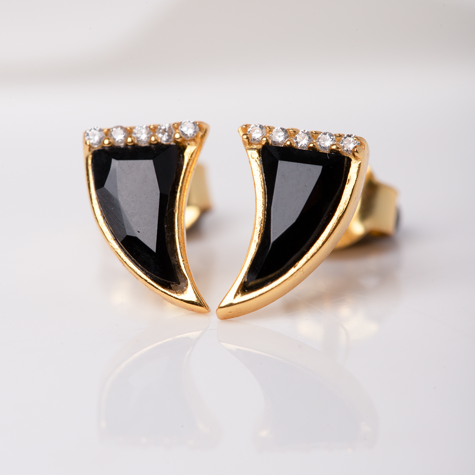 Obsidian Claw Studs