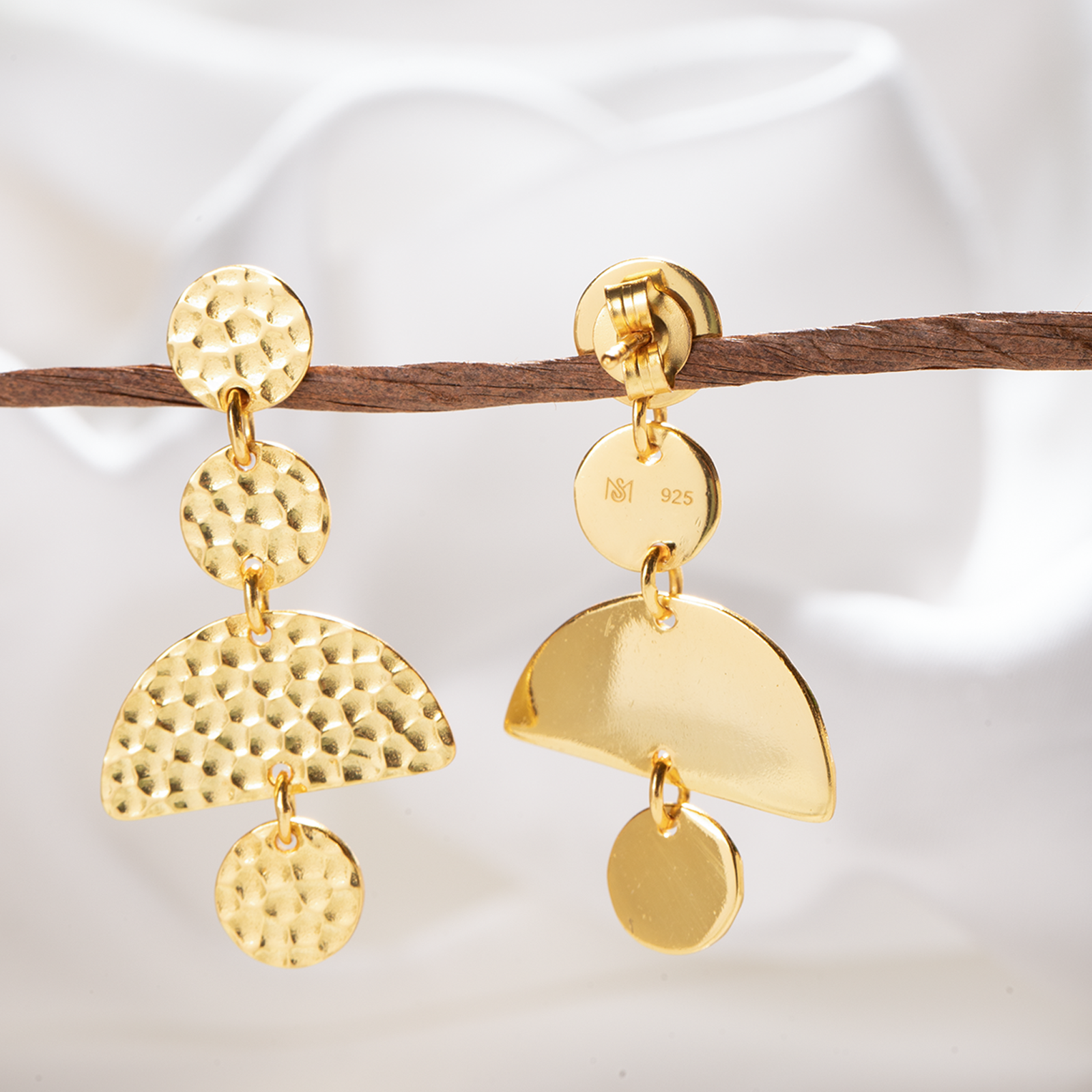 Aurora Hammered Orbit Drops