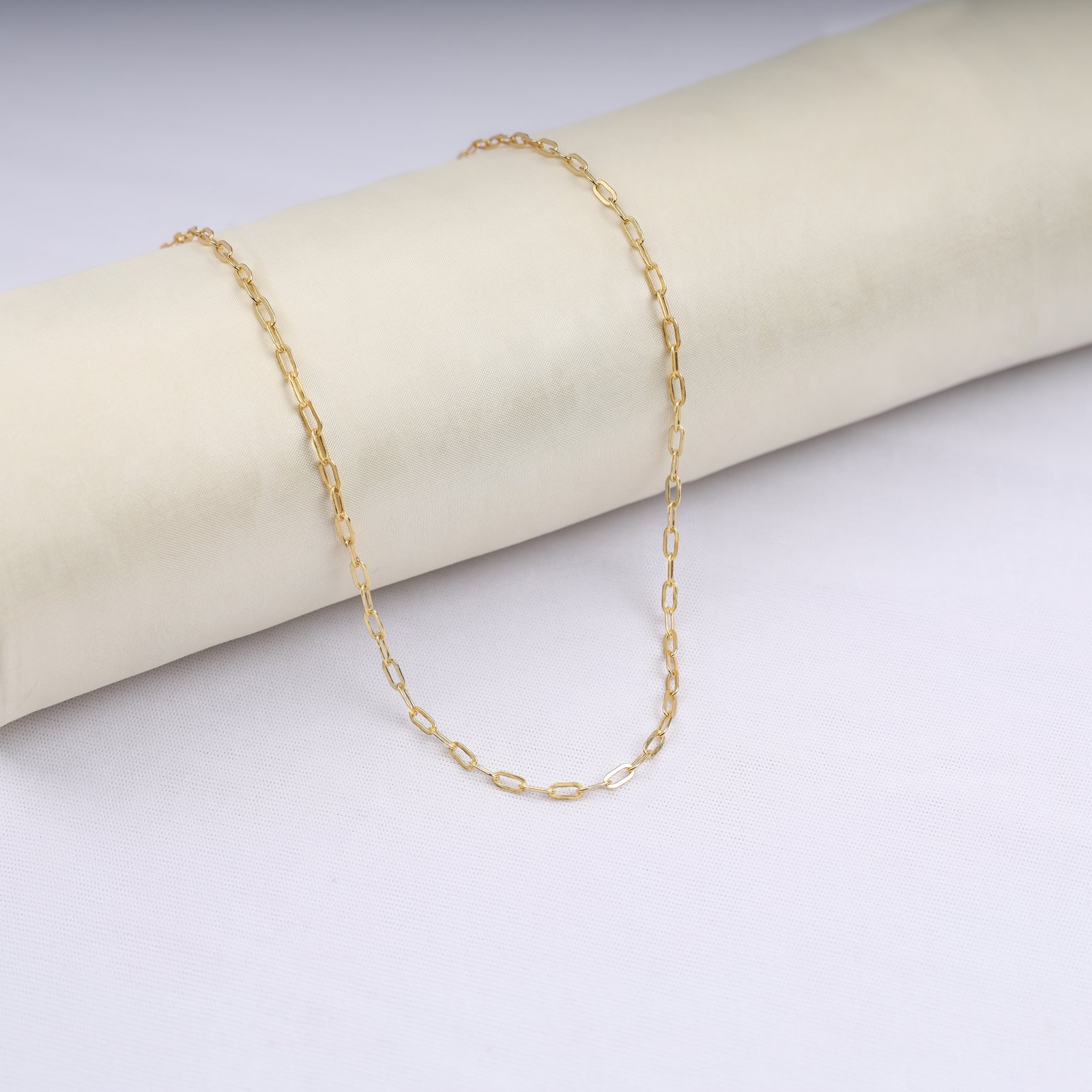Classic Paperclip Chain