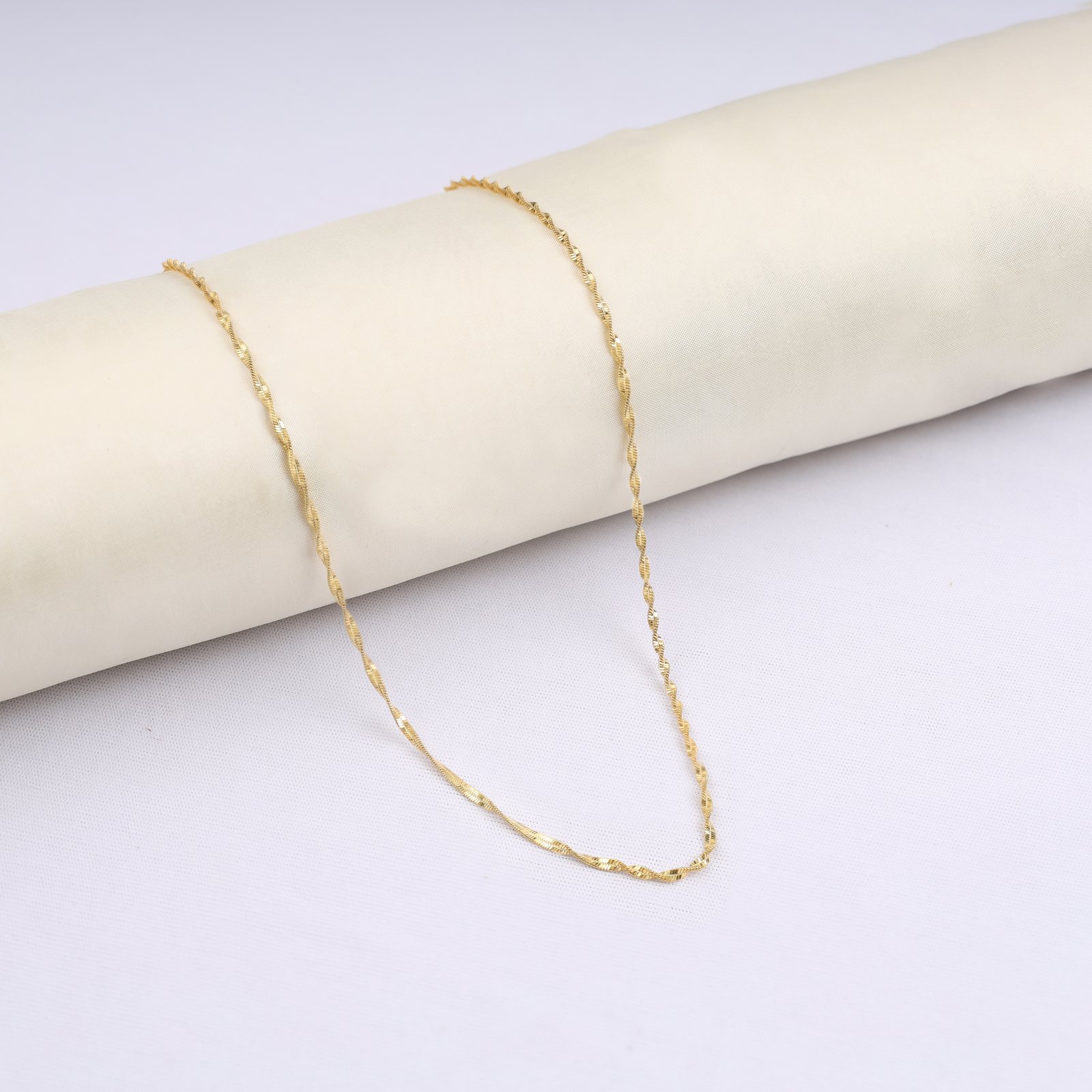 Classic Singapore Twist Chain